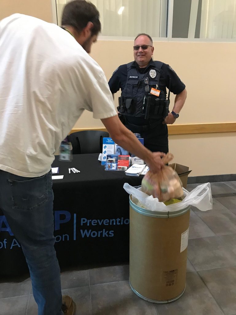 Officer Barry Bunch helps oversee the collection of unwanted medication at ORNL's Drug Take Back Event.
